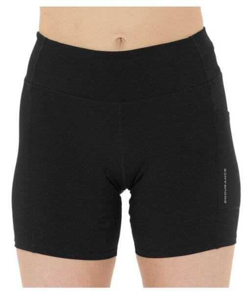  Naiste spordishortsid